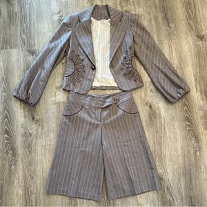 TOM K NGUYEN one button gray blazer with bubble sleeves and shorts set sz 6